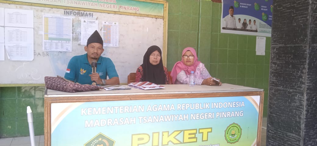 Eksistensi Guru Piket di MTsN Pinrang: Garda Terdepan Menjaga Kelancaran PBM