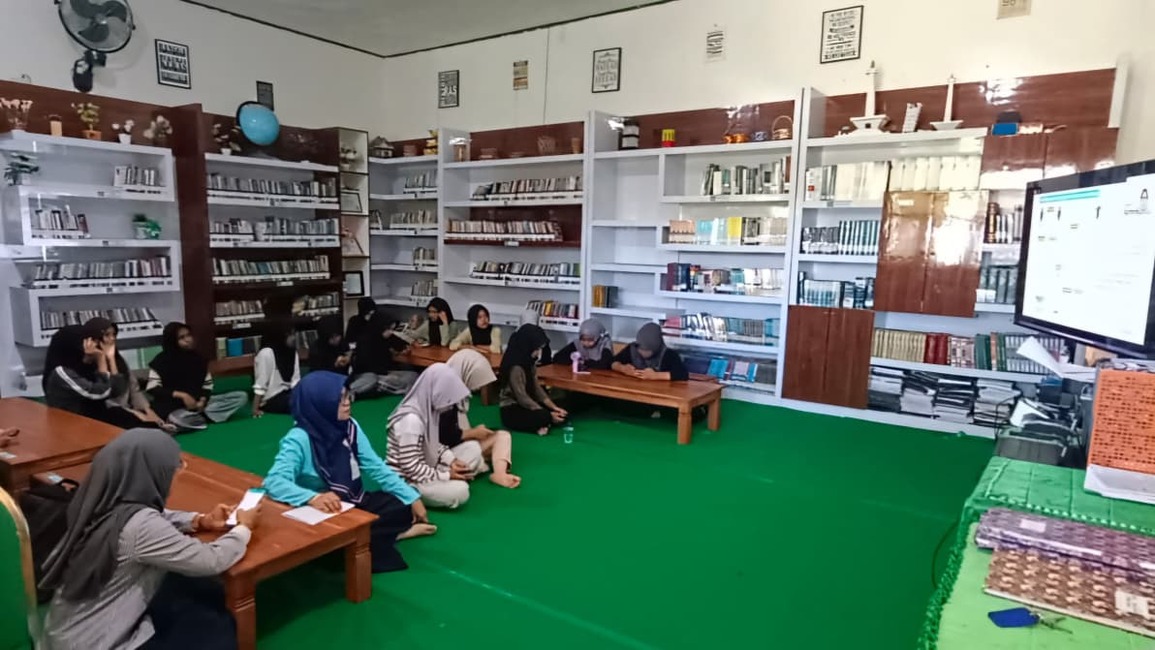 Pengurus UKS dan PMR MAN 2 Kota Parepare Dapatkan Edukasi P3LP Kemenkes