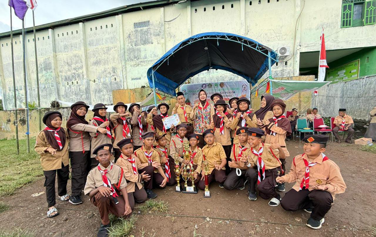 MI DDI Ujung Lare Raih Juara Umum di Ajang Perkemahan Pelajar dan Pemuda Lintas Agama 2025