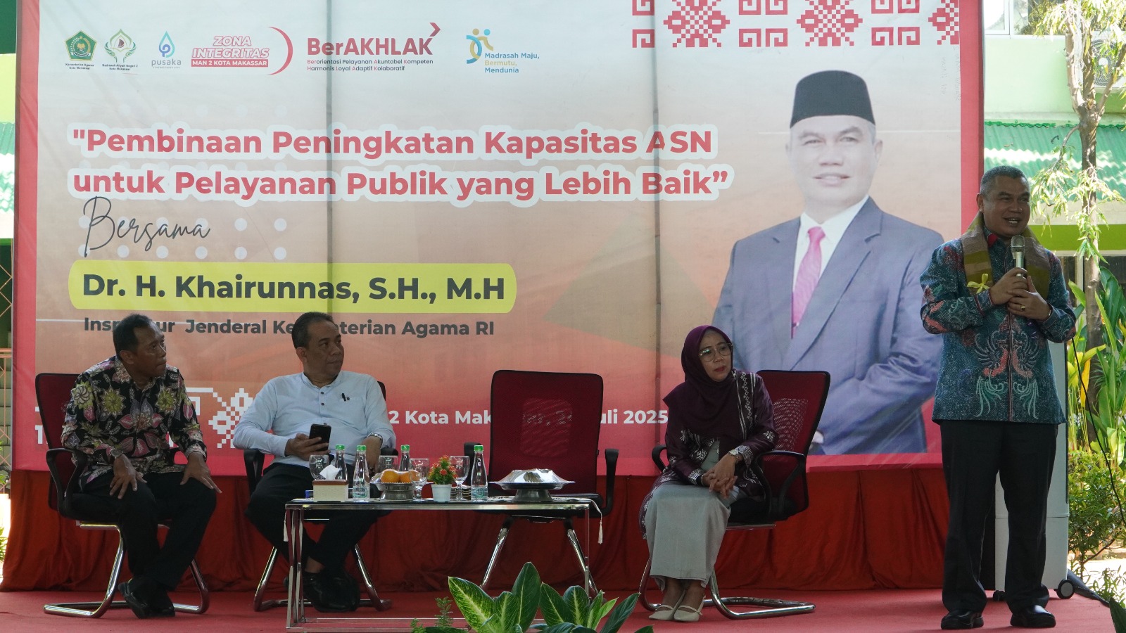 Itjen Kemenag Lakukan Pembinaan ASN di MAN 2 Kota Makassar