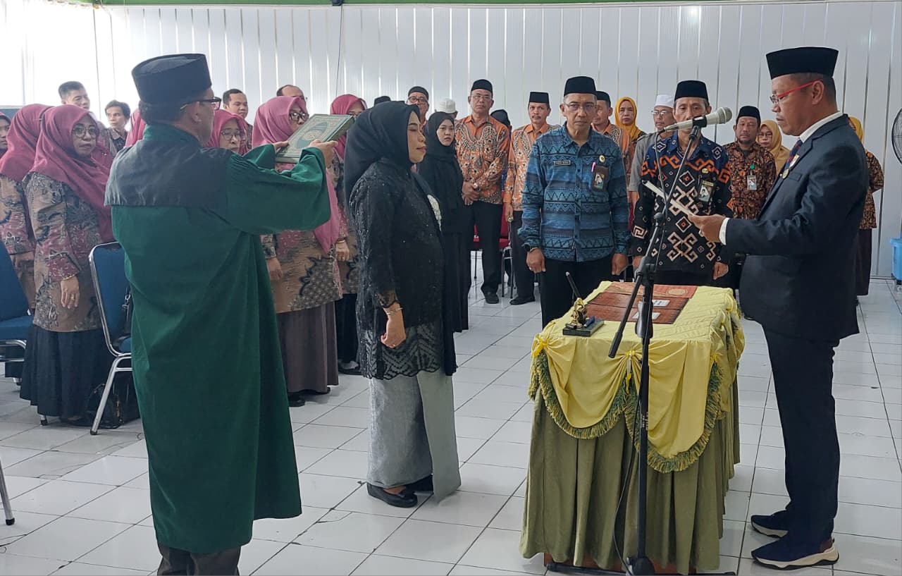 Pelantikan Hj. Darna Daming sebagai Kepala MAN 2 Kota Parepare