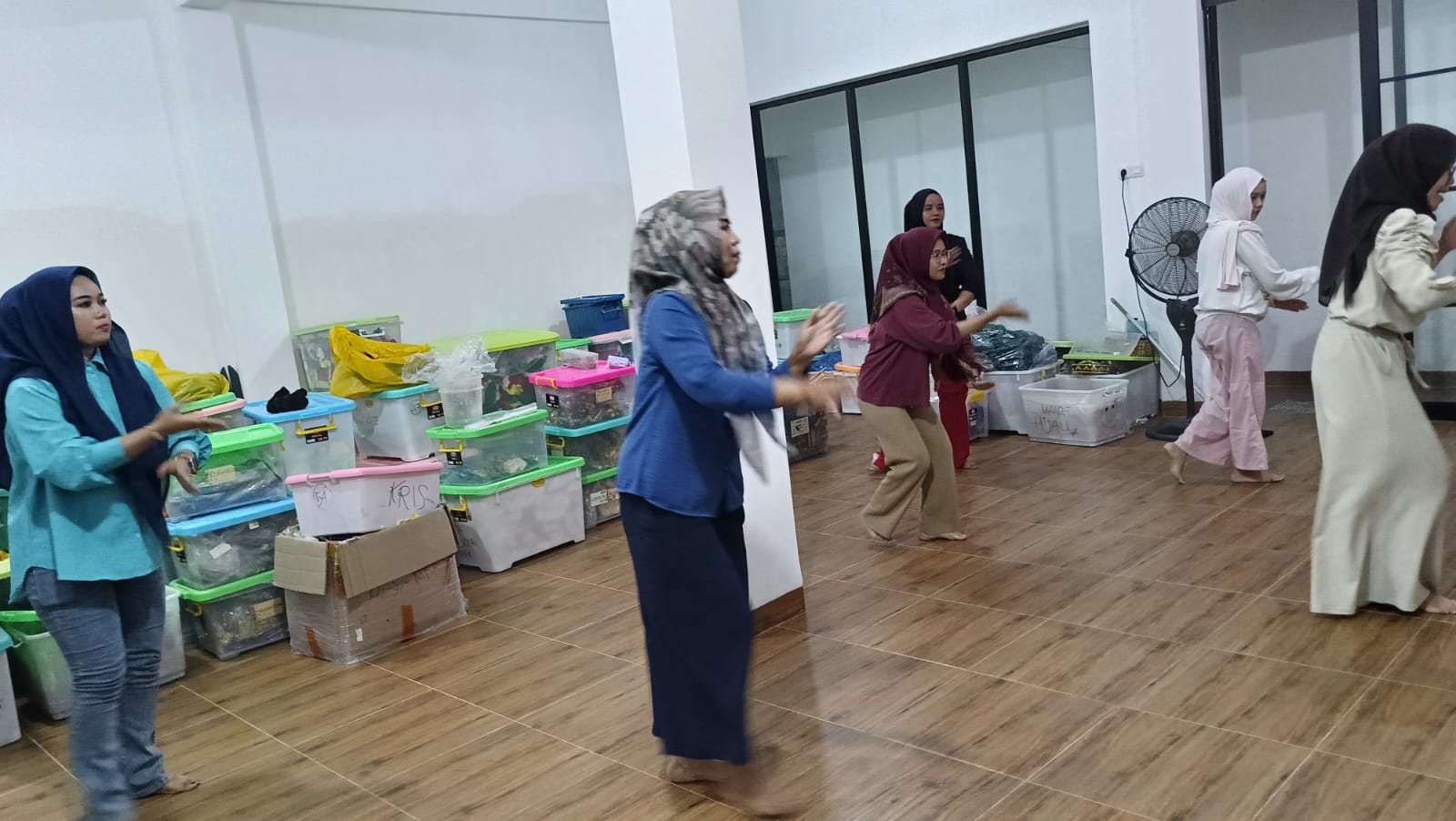 Guru MTsN 2 Sidrap Ikuti Seleksi Tim Tari PGRI Cabang Sidrap.