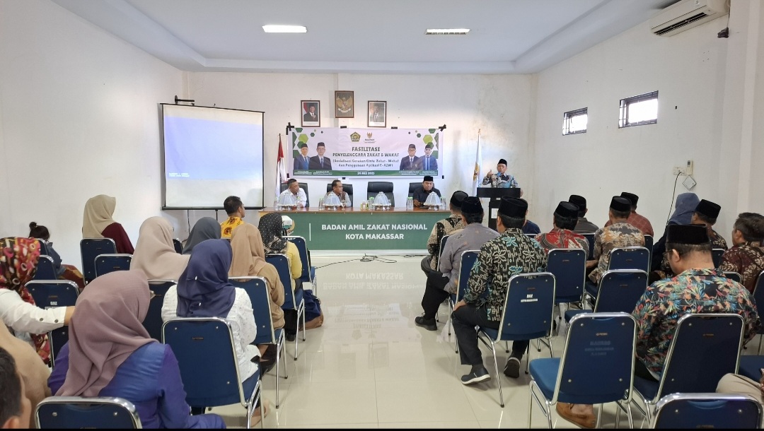 Kakankemenag Kota Makassar H.Irman saat membuka kegiatan