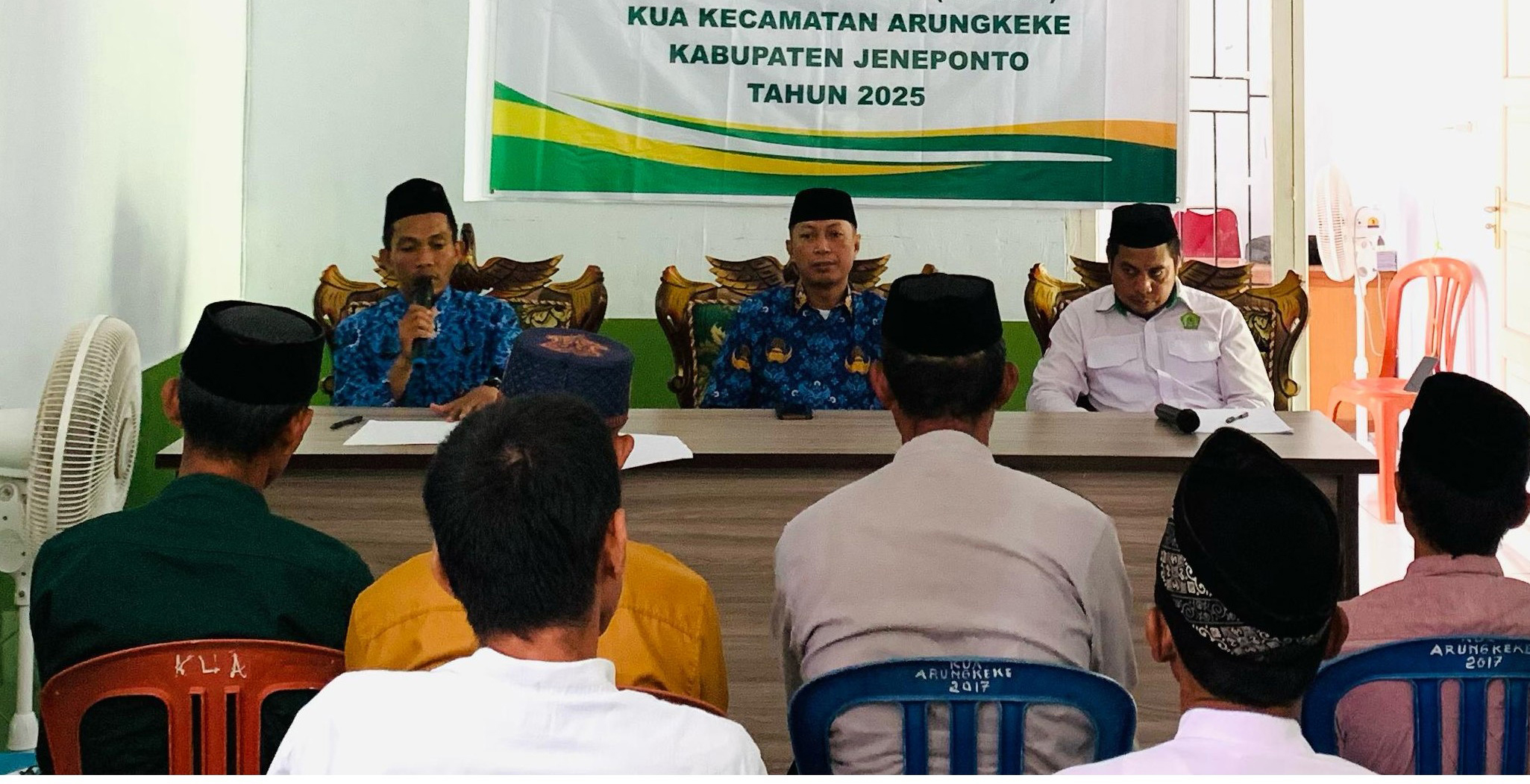 Suasana Rapat Di Aula KUA Arungkeke