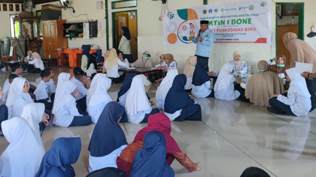 MTsN 1 Bone Peduli Kesehatan Siswa, Gelar Pemeriksaan Gratis Bersama Puskesmas Biru