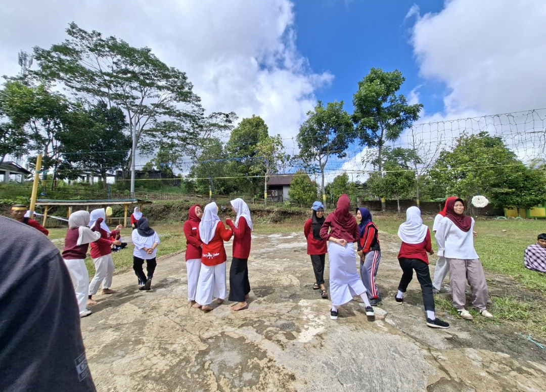 Semarak Kemerdekaan, MA Al Ikhwan Pasir Putih Gelar Lomba HUT ke-80 RI