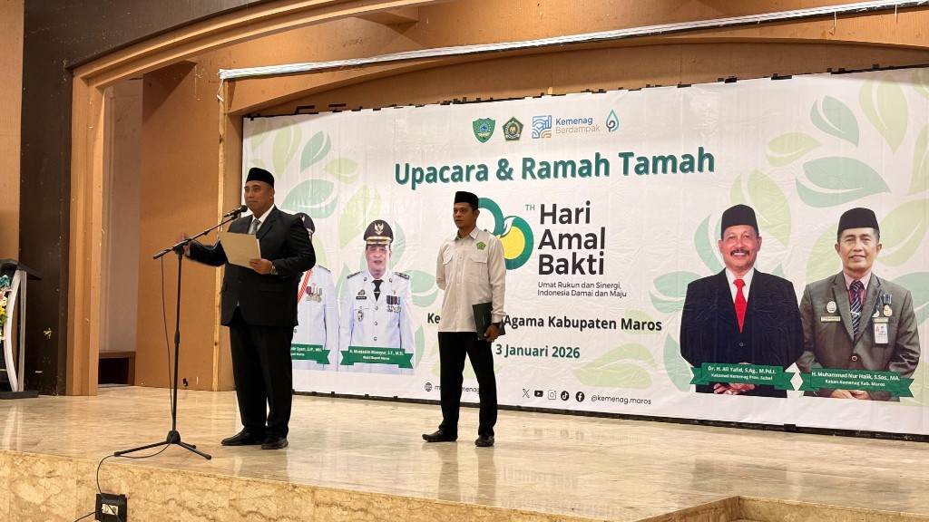 Bupati Maros Chaidir Syam saat upacara HAB ke-80 tingkat Kabupaten Maros.