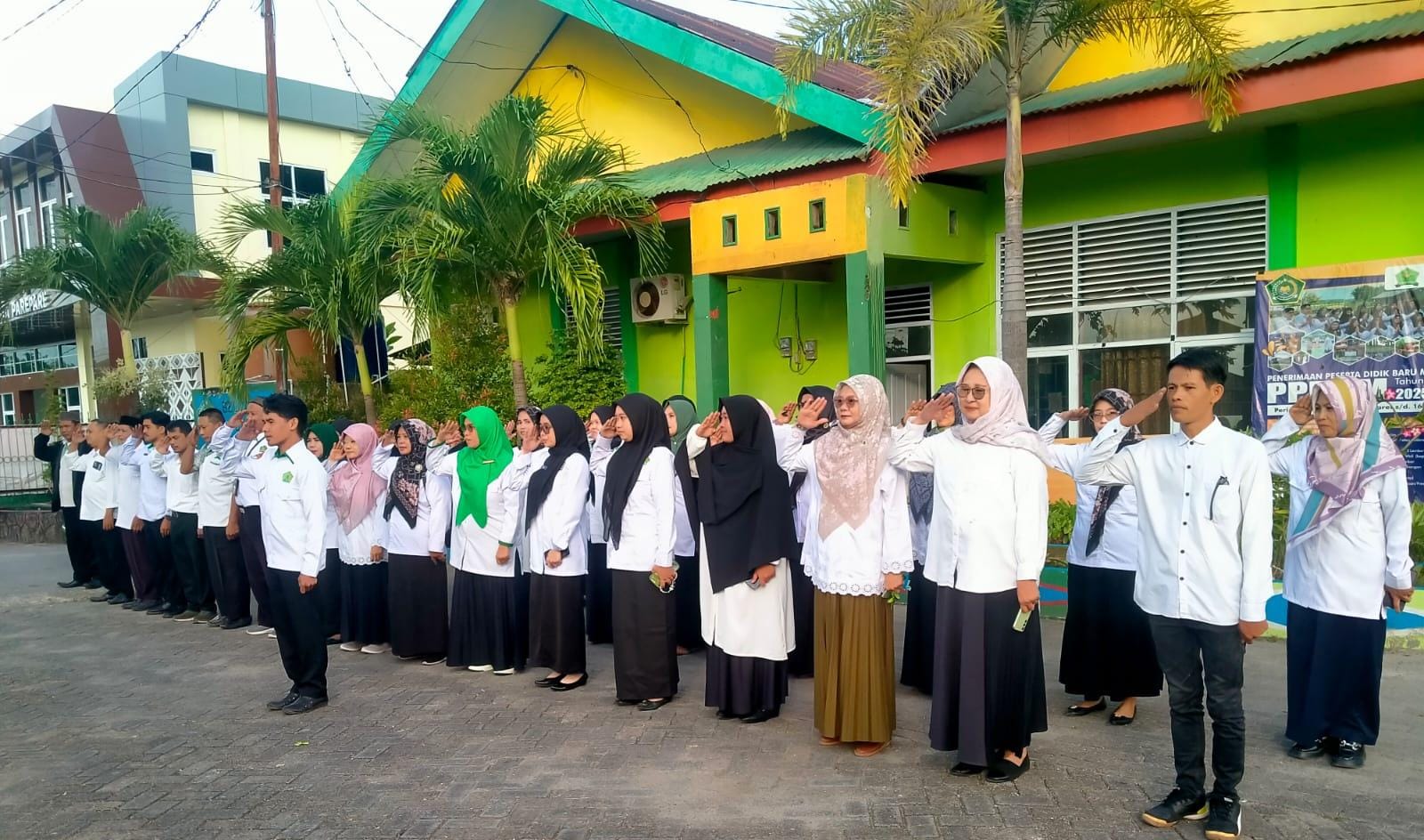 Pelaksanaan Apel Pagi di MAN 1 Kota Parepare