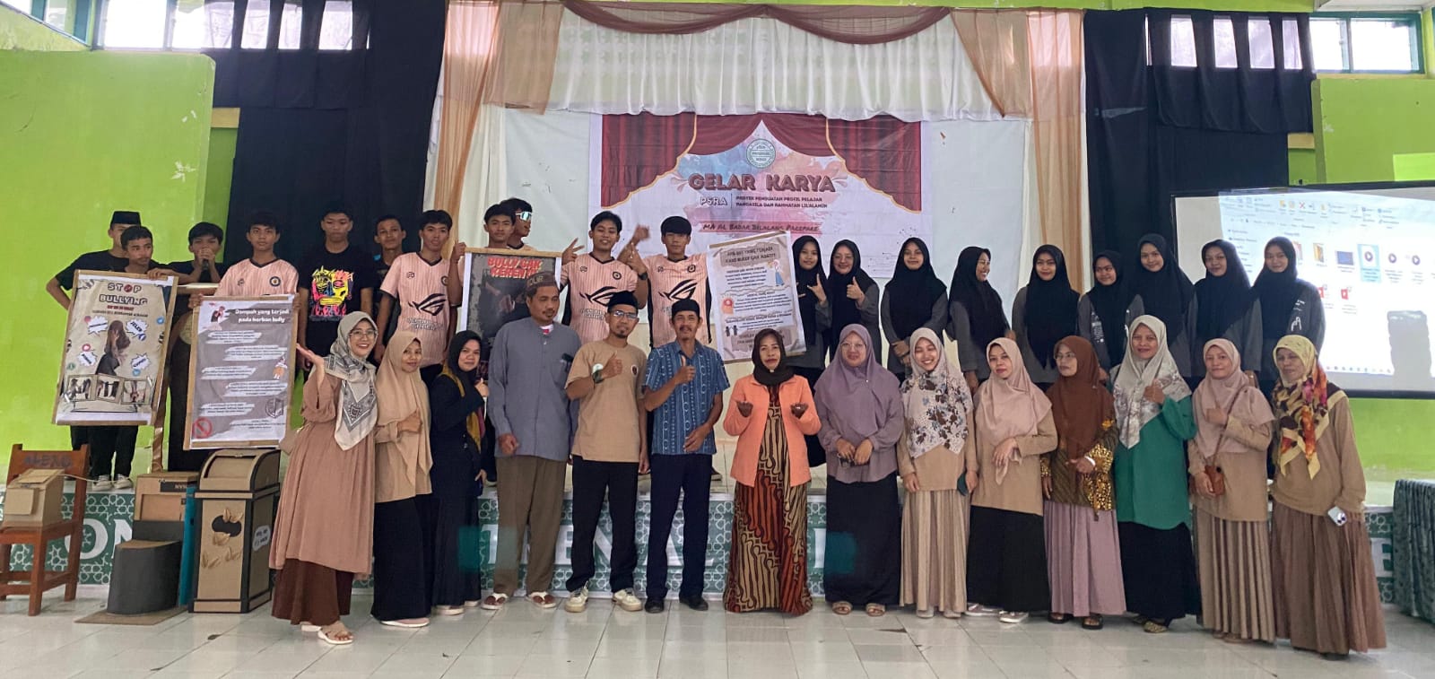 Hasil karya siswa MA Al Badar pada kegiatan P5RA