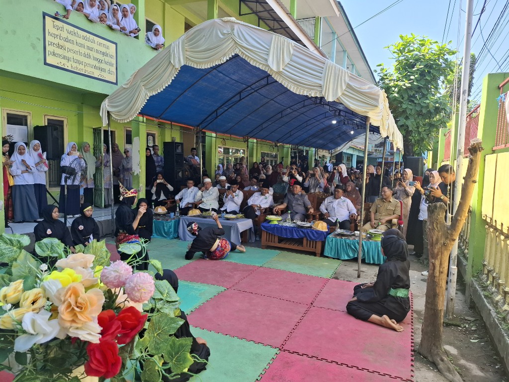 Penamatan dan pelepasan siswa DDI Alliritengae Maros.