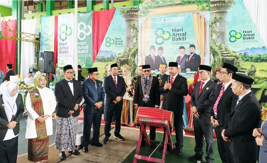 Perkuat Transformasi Madrasah, Kakanwil Ali Yafid Luncurkan Si Rangkul dan Rumah Riset MAN 2 Makassar