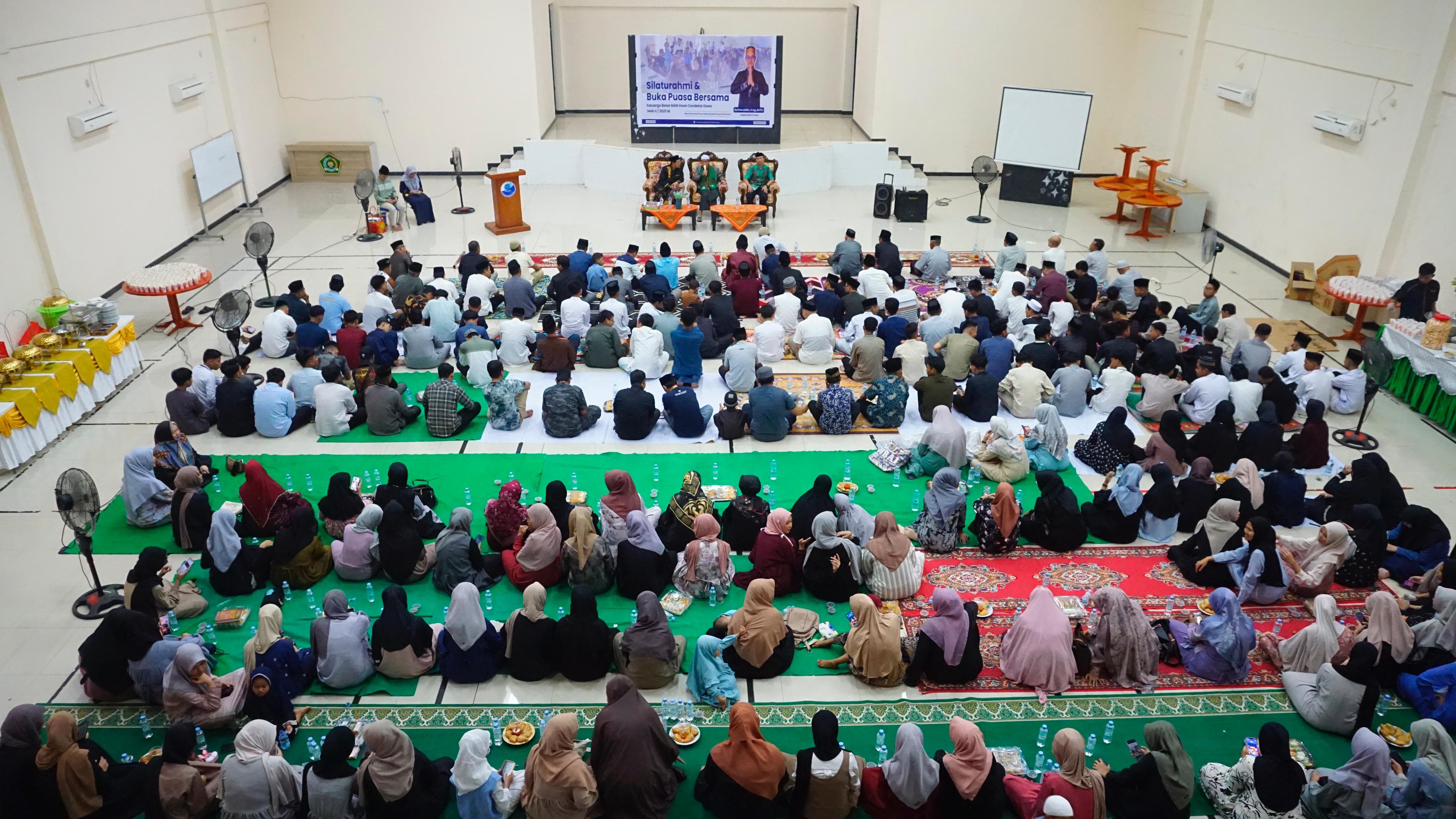 Suasana tausiyah sebelum berbuka di MAN IC Gowa