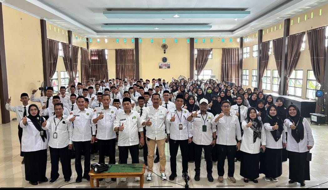 Foto bersama pascapembukaan