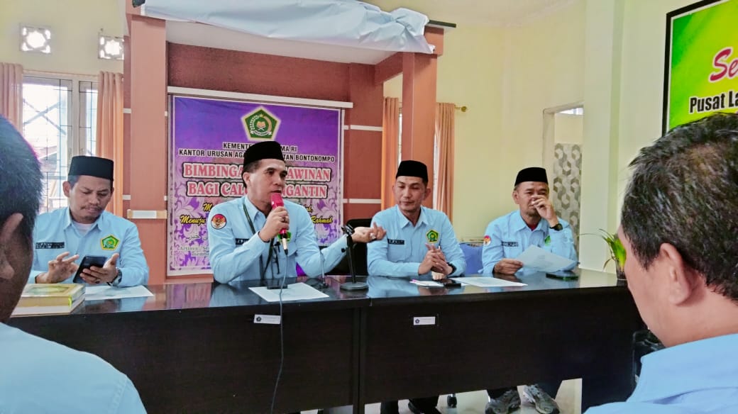 Kasi Bimas beri pembinaan