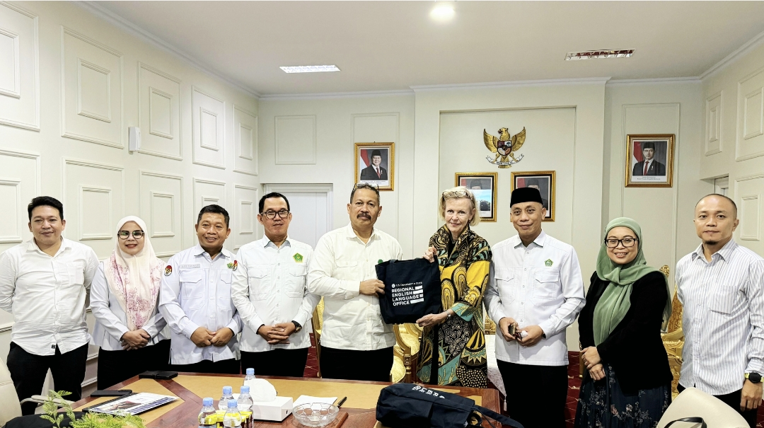 Ali Yafid Terima Kunjungan Ruth Goode dari Kedubes Amerika bahas Program Pengembangan Kompetensi Guru Bahasa Inggris