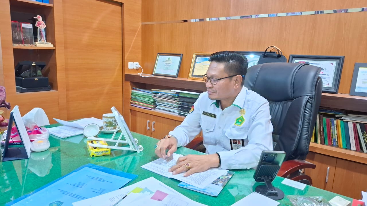 Kepala Kantor Kementerian Agama Kab. Sinjai Faried Wajedi ikuti rapat koordinasi secara virtual bertempat di ruang Kerja Kakankemenag Sinjai