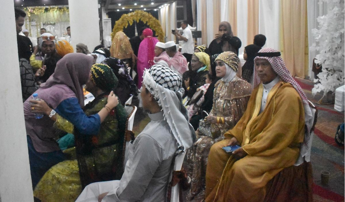 Jemaah Haji kloter 4 Bone berada di Aula Masjid Agung Al Markaz Kabupaten Bone