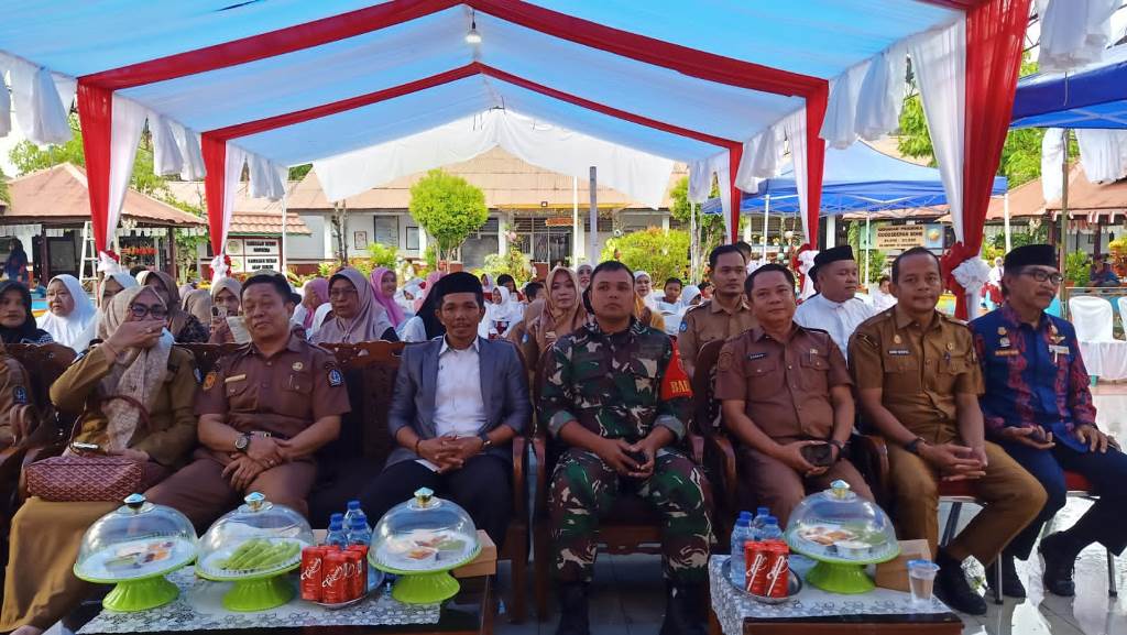 Kepala KUA dan  Penyuluh Agama hadir pada peringatan maulid