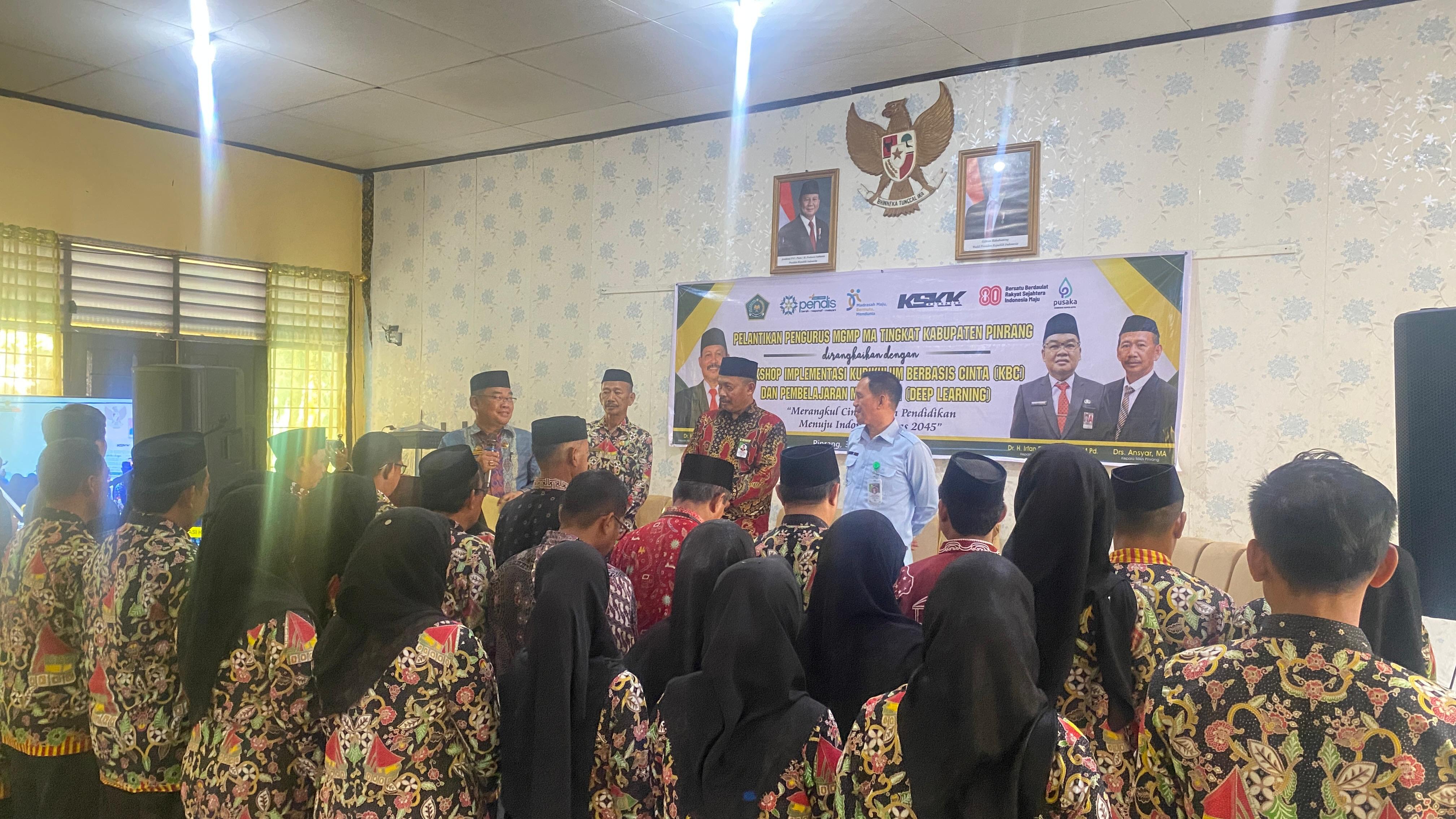 Kakan Kemenag Pinrang Lantik Pengurus MGMP MA, Dorong Implementasi Kurikulum Berbasis Cinta