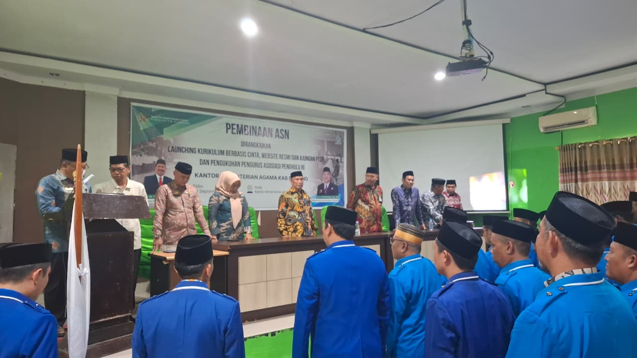 Pengurus APRI Pinrang Resmi Dikukuhkan, Kakan Kemenag Pinrang Tekankan Integritas Penghulu