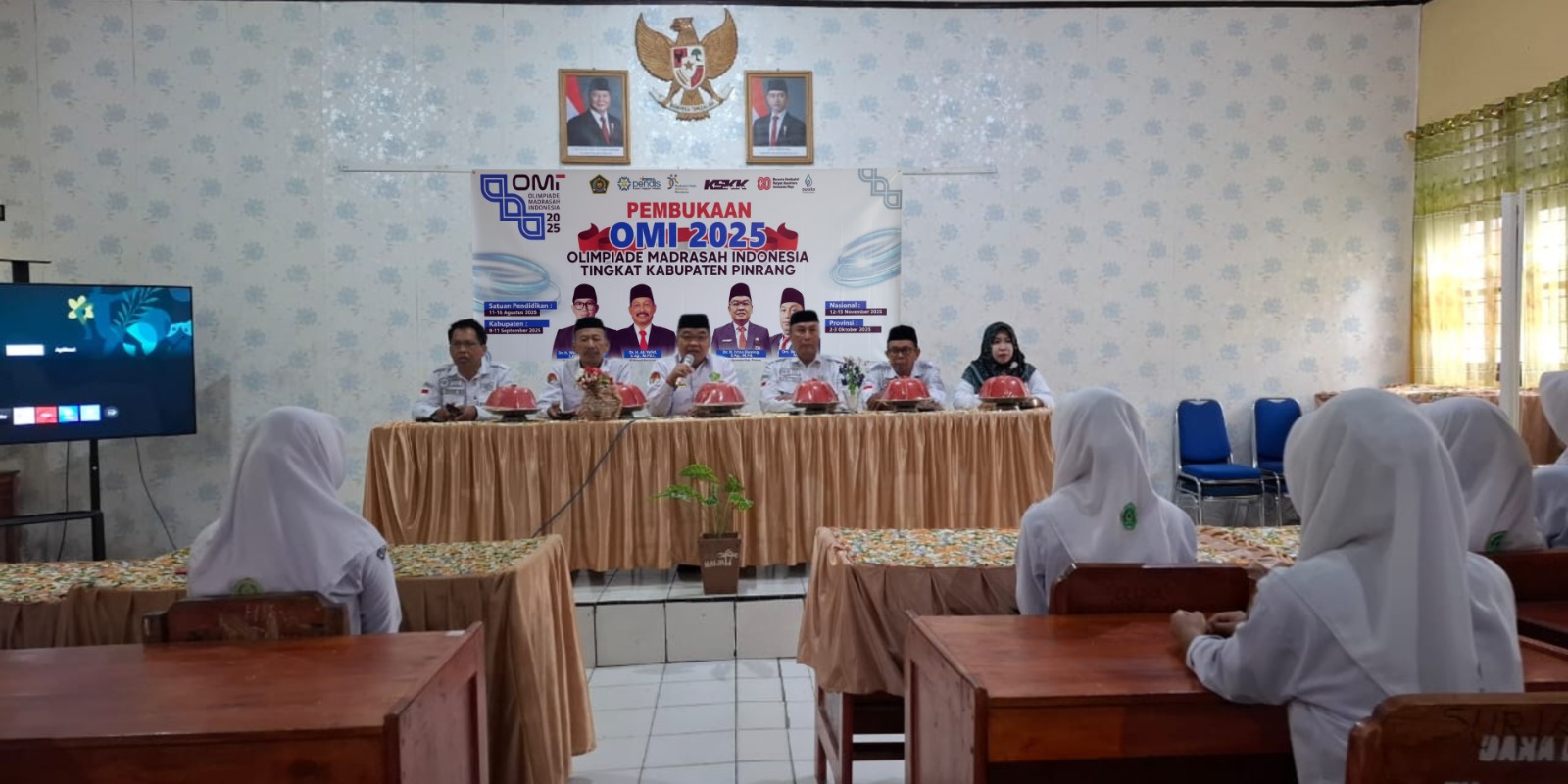 Kakan Kemenag Pinrang, H. Irfan Daming Resmi Buka OMI Tingkat Kab. Pinrang