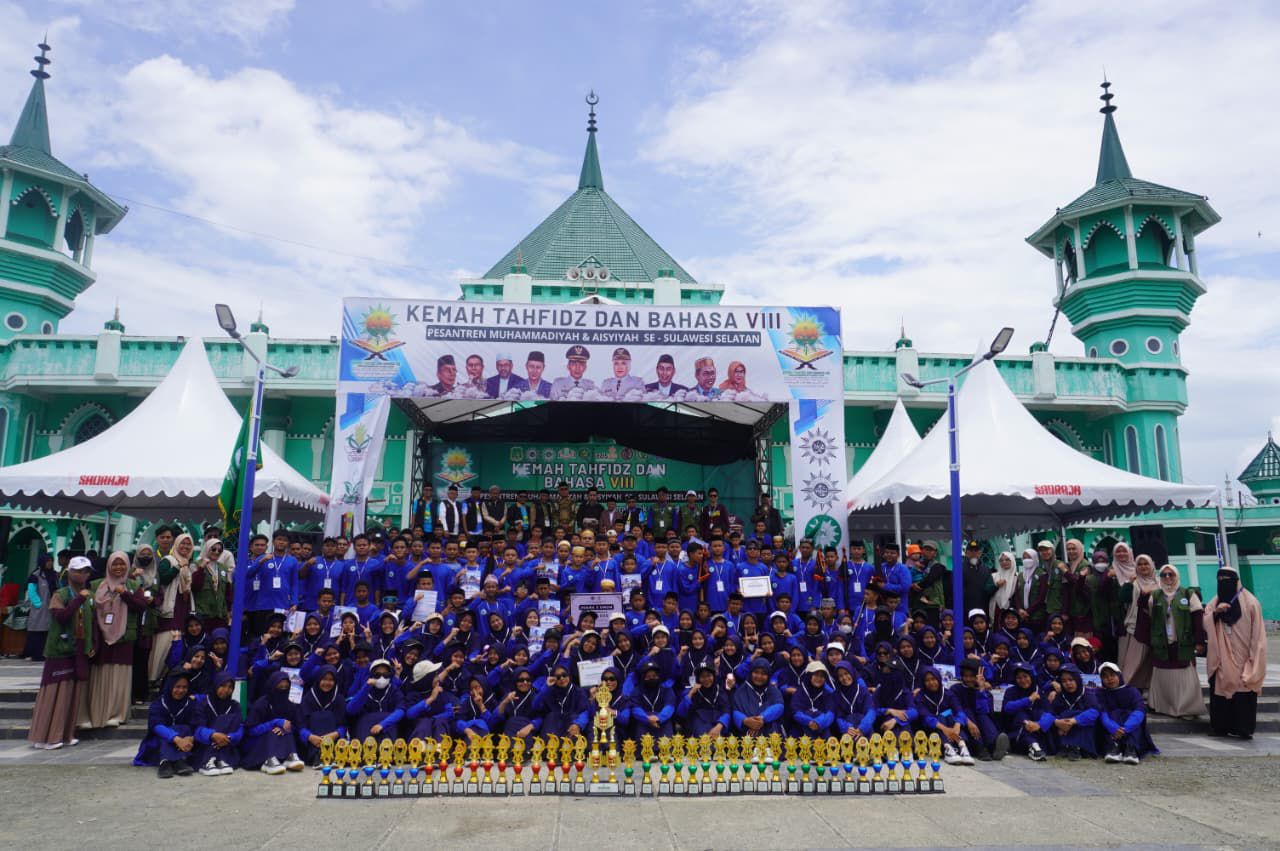 Pesantren Darul Arqam Muhammadiyah Punnia Kembali Raih Juara Umum III di Kemah Tahfiz dan Bahasa VIII Sidrap