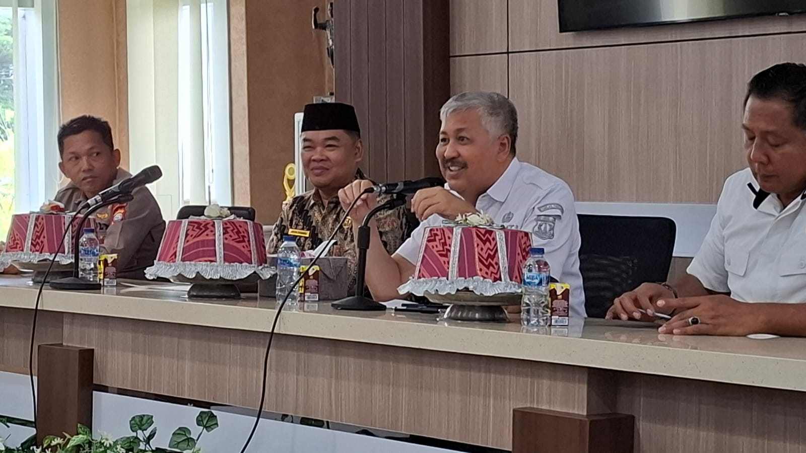 Bupati Pinrang Tegaskan Pengelola Travel Haji dan Umrah Wajib Patuhi Regulasi