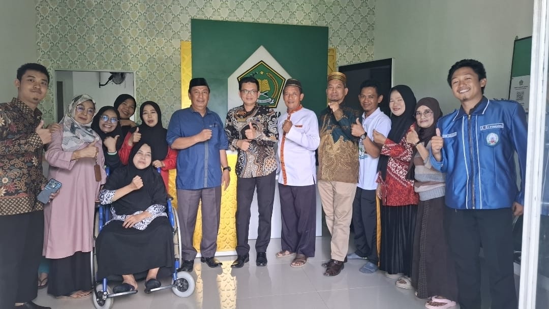 Kunjungi KUA Paleteang, Kakan Kemenag Pinrang Dorong Pelayanan Berintegritas