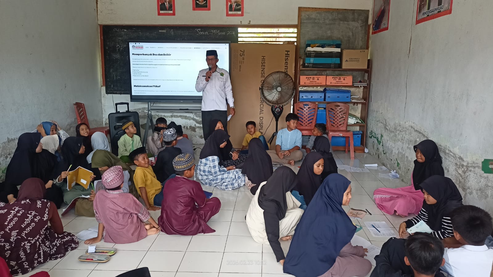 Penyuluh Agama KUA Mattiro Bulu Jadi Pemateri Pesantren Kilat di SDN 190 Pinrang