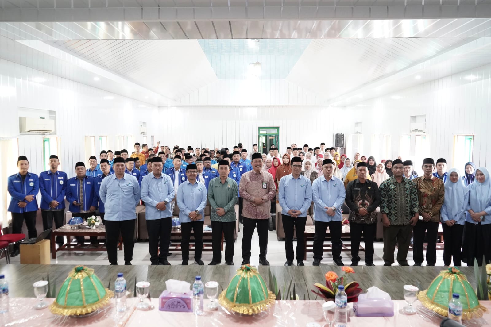 Kakanwil Kemenag Sulsel Hadiri Rakor Bimas Islam dan Pengukuhan APRI Tana Toraja