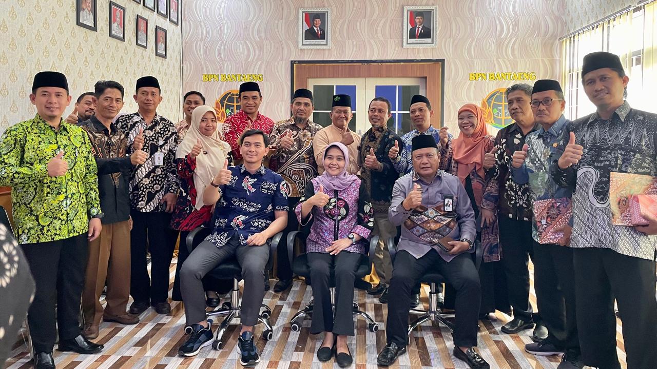Kemenag, Kejari, dan Kantor Pertanahan Bantaeng Gelar Rapat Koordinasi Percepatan Pensertipikatan Tanah Wakaf pada Kamis, 22 Januari 2026 (Foto: Humas Kemenag Bantaeng)