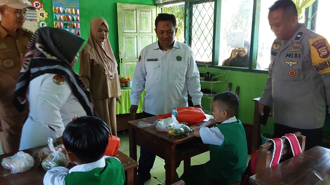 Dipantau Pengawas, Kepala Madrasah dan Bhabinkamtibmas