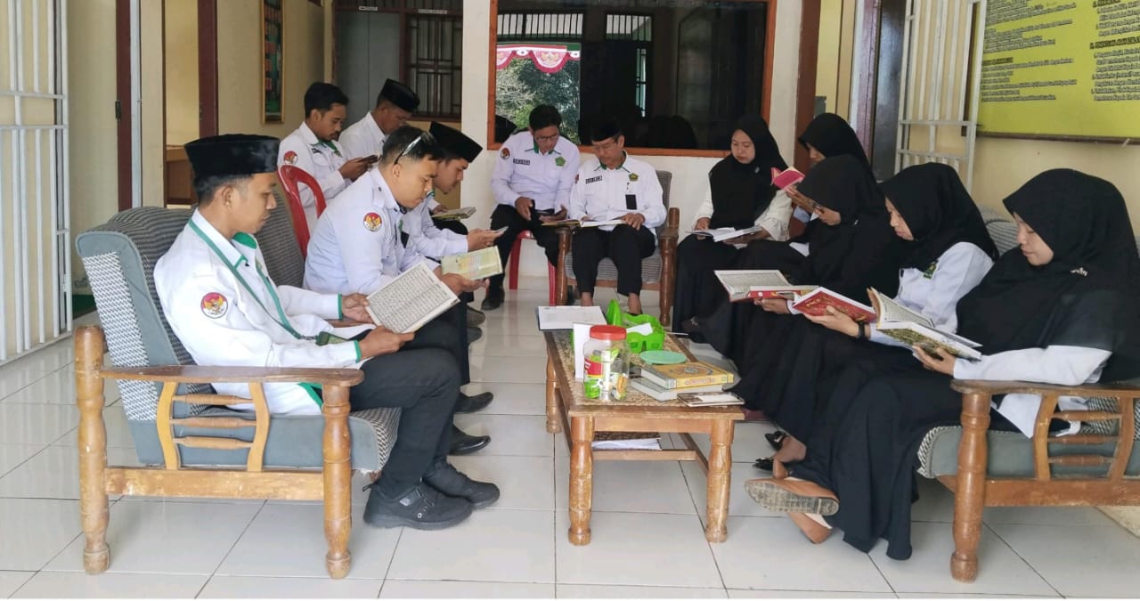 Duduk bersama, tadarus KUA Tombolopao