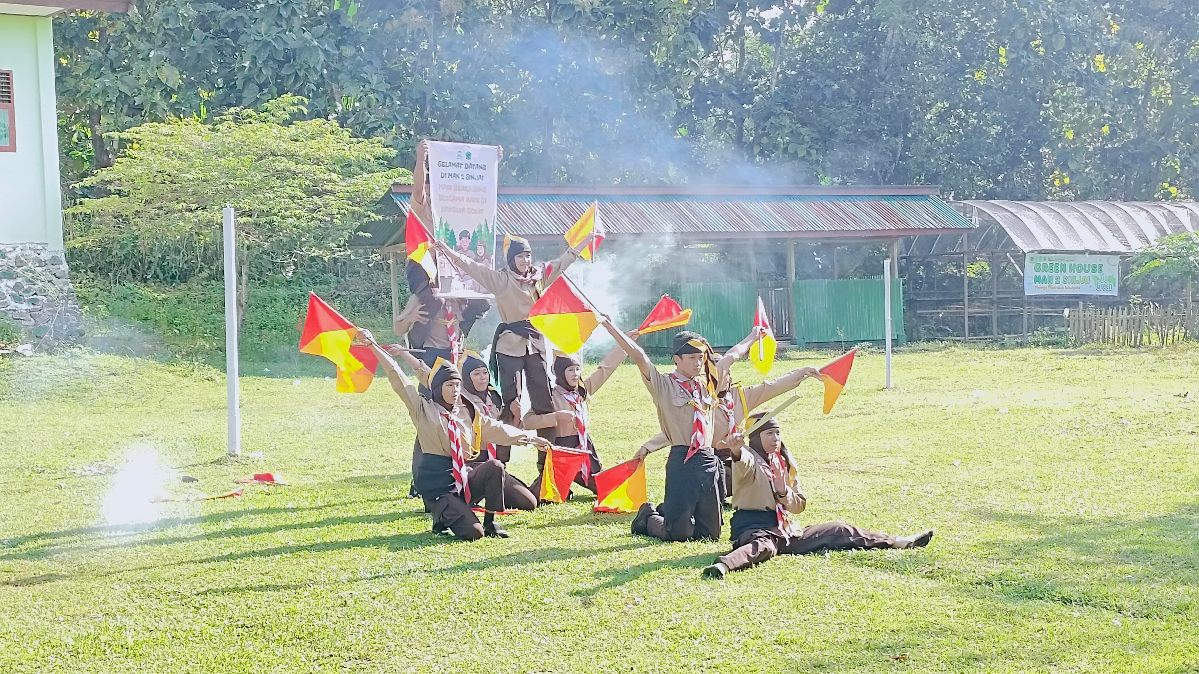 Demo Ekskul Pramuka