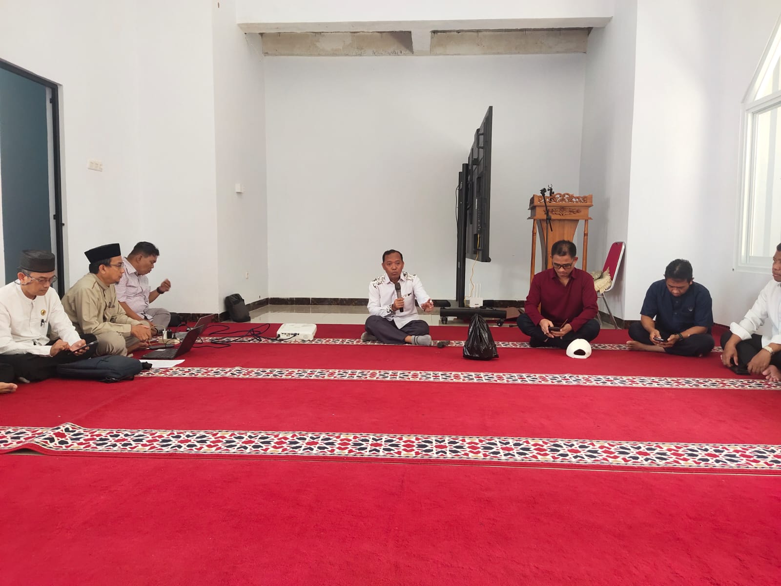 Saat rapat Evaluasi Capaian Kinerja Triwulan I