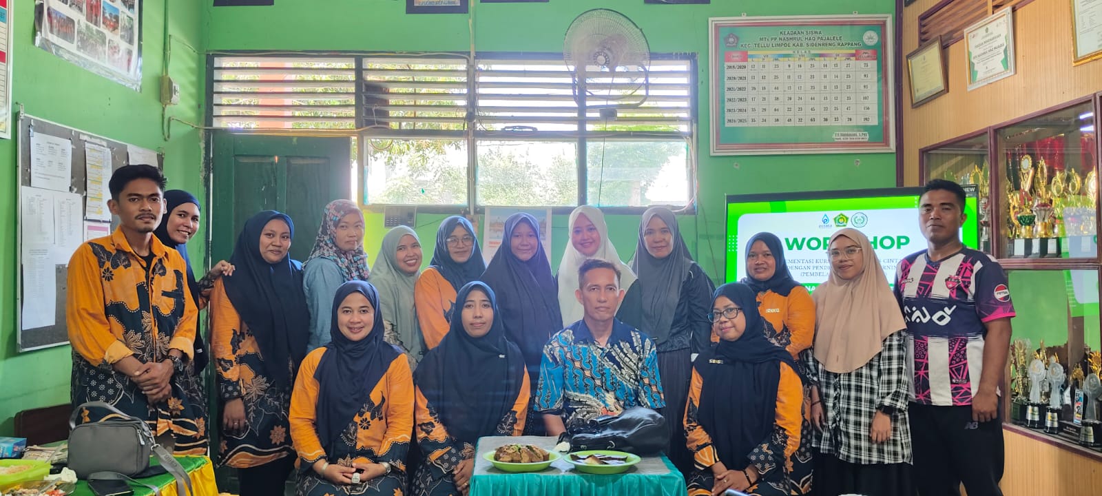 Menuju Transformasi Madrasah Cinta, MTs Nashrul Haq Pajalele Gelar Workshop KBC dan Deep Learning