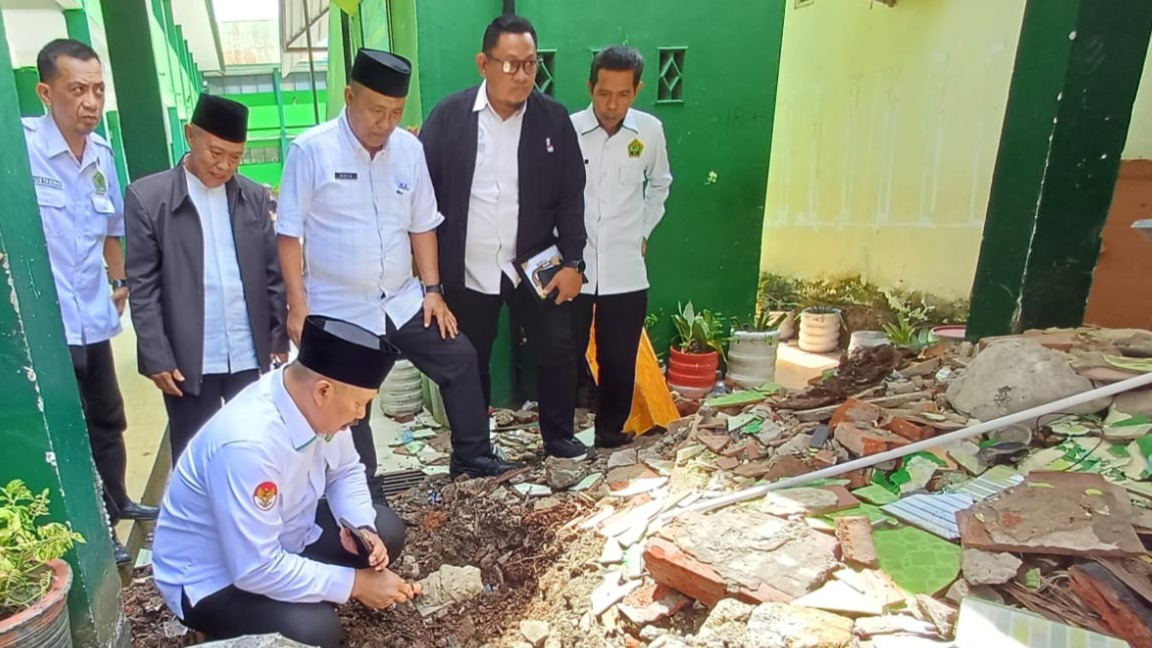 MTsN 1 Bone Hadirkan Inovasi: Dari Peletakan Batu Pertama hingga Podcast Lagitasi