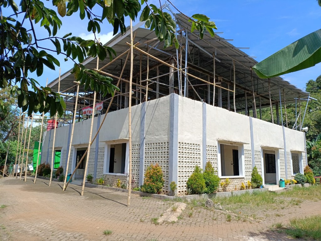Salah satu prioritas wakaf lahan masjid.