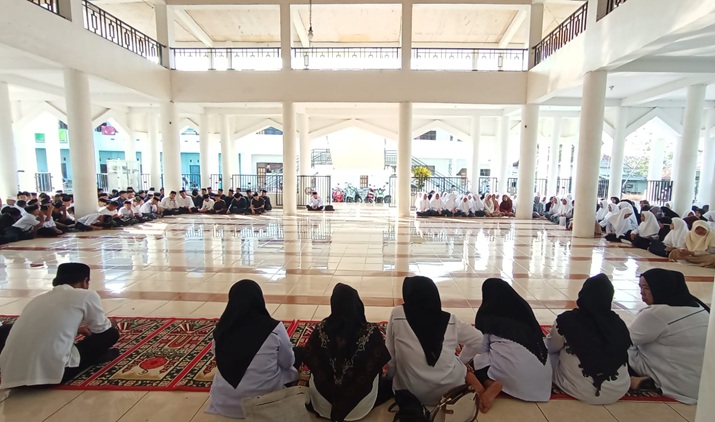 Pembukaan Matsama Pondok Pesantren Al Urwatul Wutsqaa: Wujud Penyambutan Hangat Santri Baru