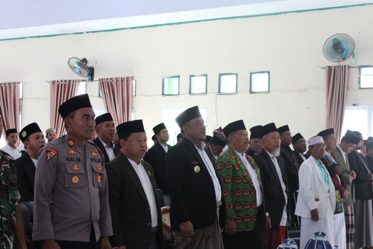 Bupati Luwu dan Kakan Kemenag Luwu Beri Sambutan di HSN 2025