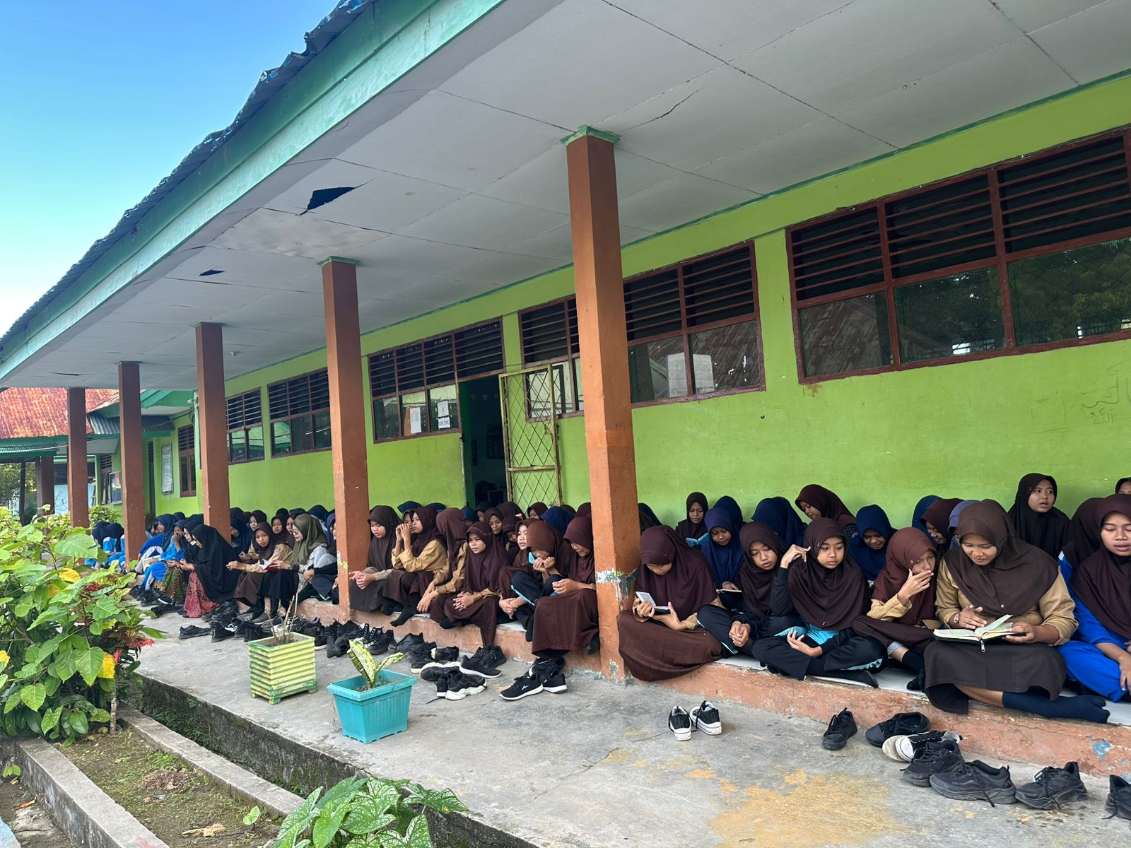 Langitkan Doa, MTsN Pinrang Gelar Yasinan Bersama
