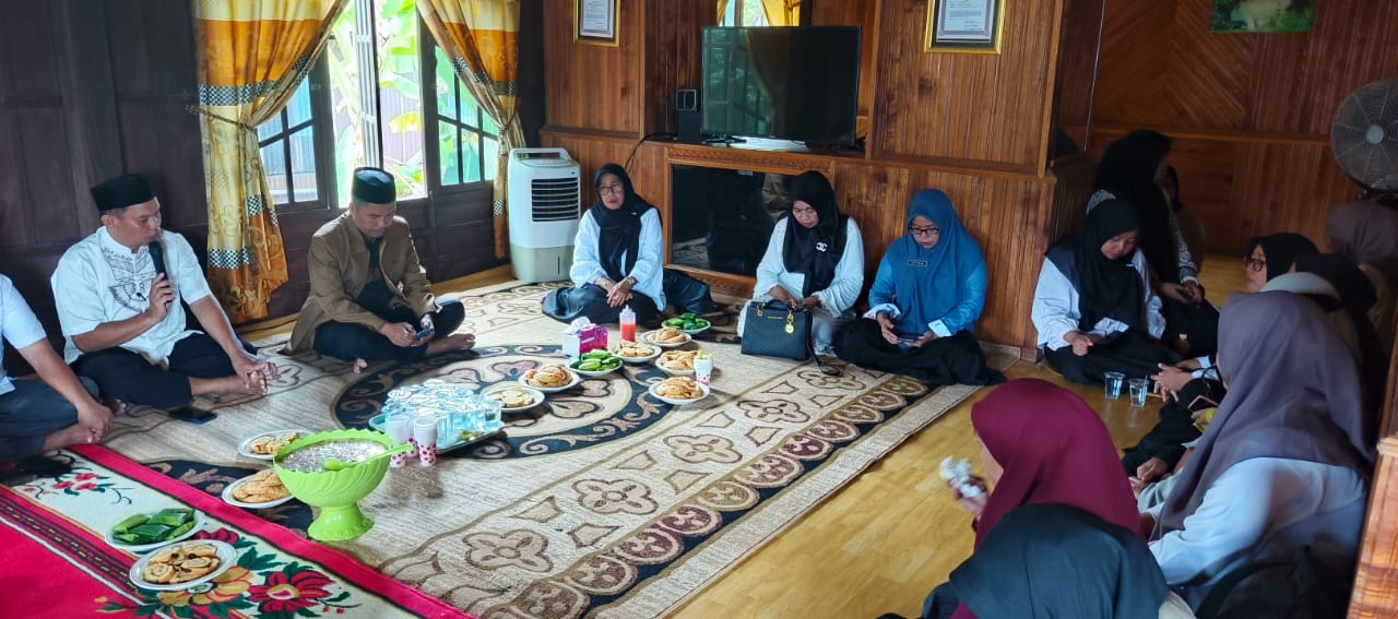 Rumah Kediaman M. Ilyas, Wakil Kepala Sekolah Bidang Sarana dan Prasarana UPT SMAN 10 Pinrang