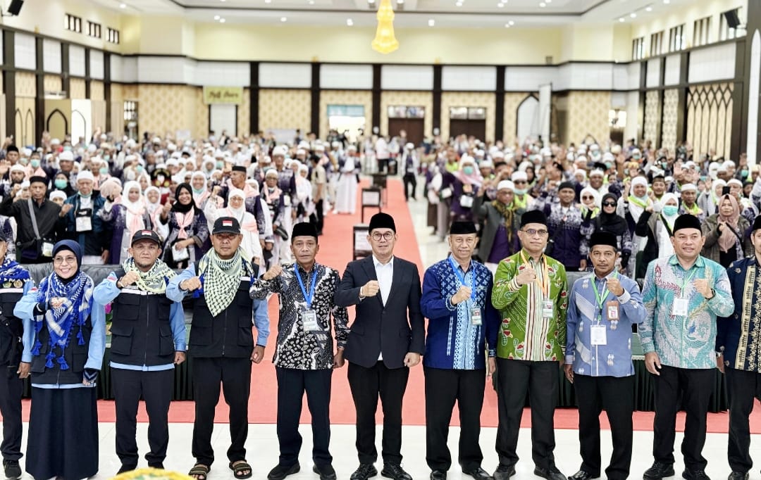 Sambut Jemaah Haji K38 UPG Asal Sultra, Muhammad Saleh : Kloter Ini Ujiannya Berat, Ajal Rahasia Ilahi