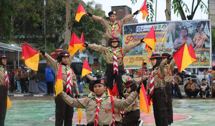 MTsN 1 Sidrap Meraih Juara 1 dalam Lomba Parade Smapor Kwarcab Sidrap