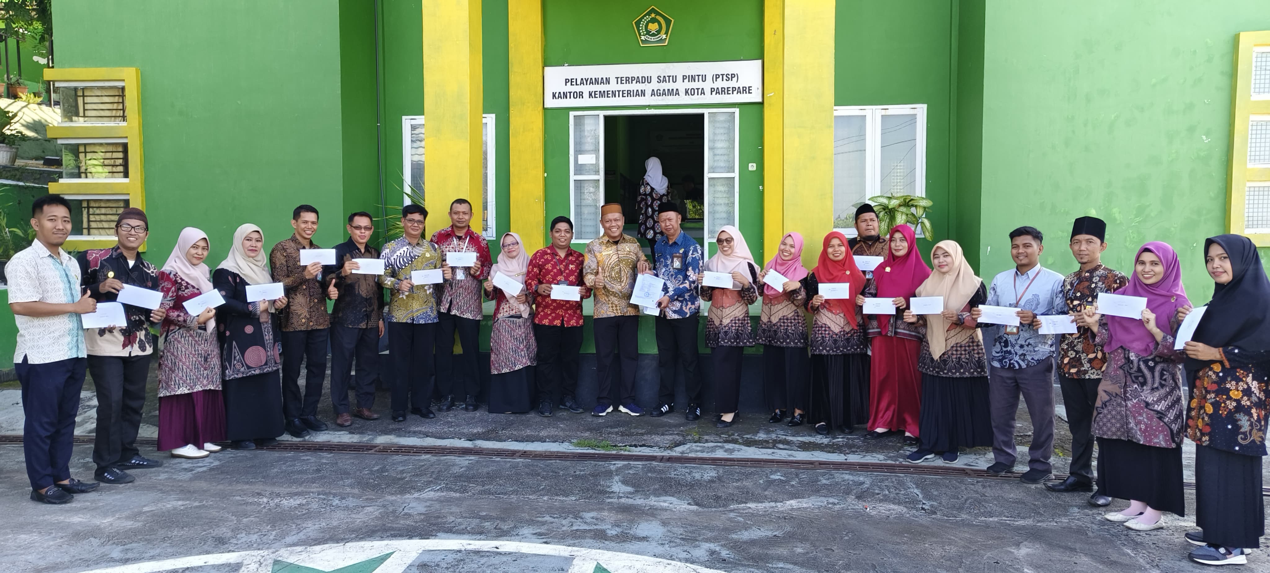ASN PPPK Lingkup Kemenag Parepare Terima SK KGB