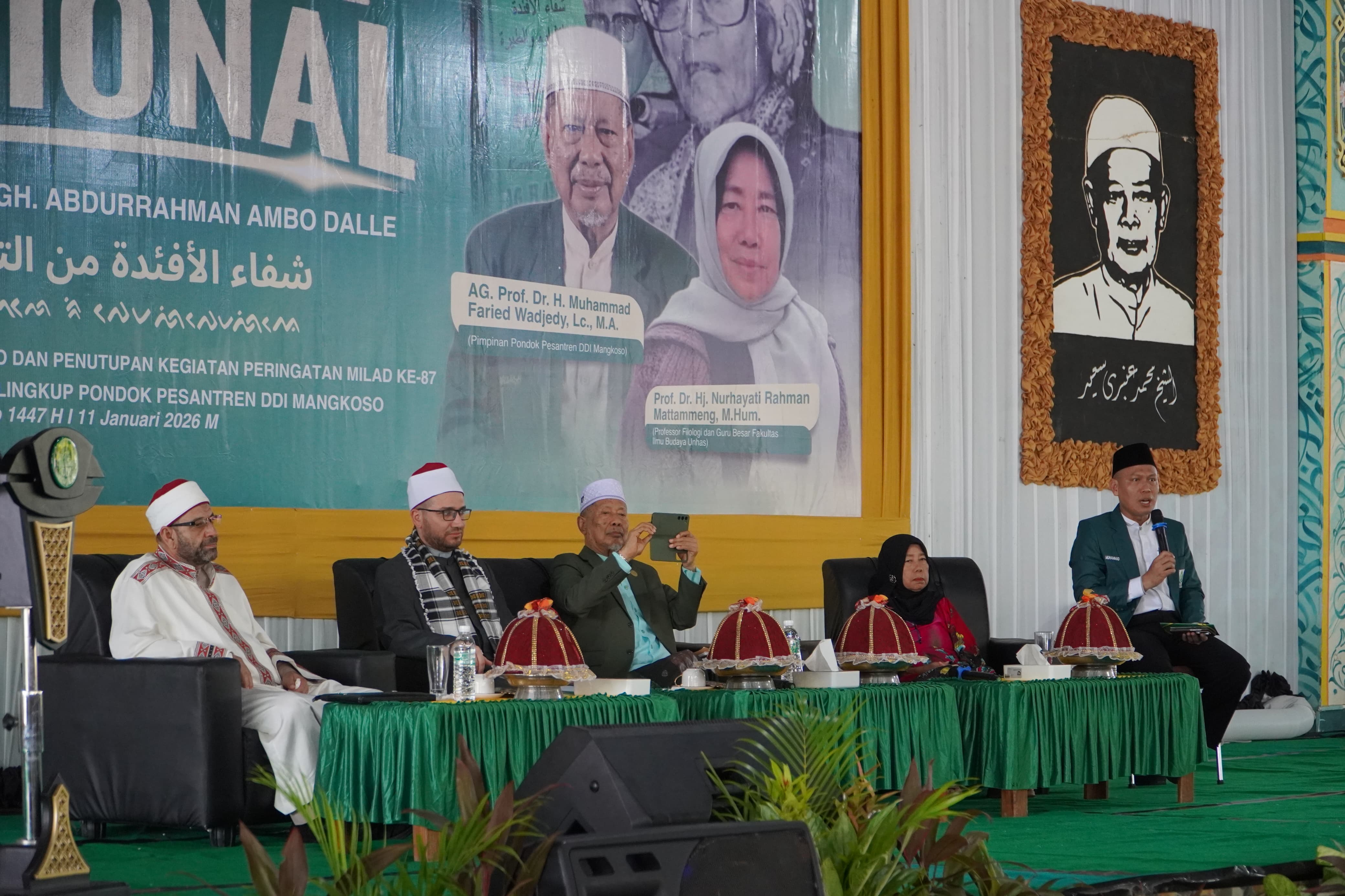 Halaqah Nasional Bedah Kitab Karya AGH. Ambo Dalle Digelar di Mangkoso