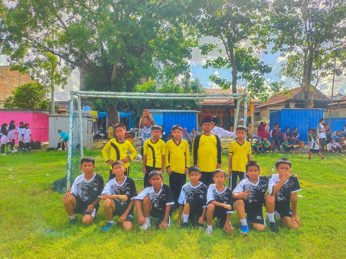 Pemain Bola Mini dan Tenis Meja MIN 5 Bone