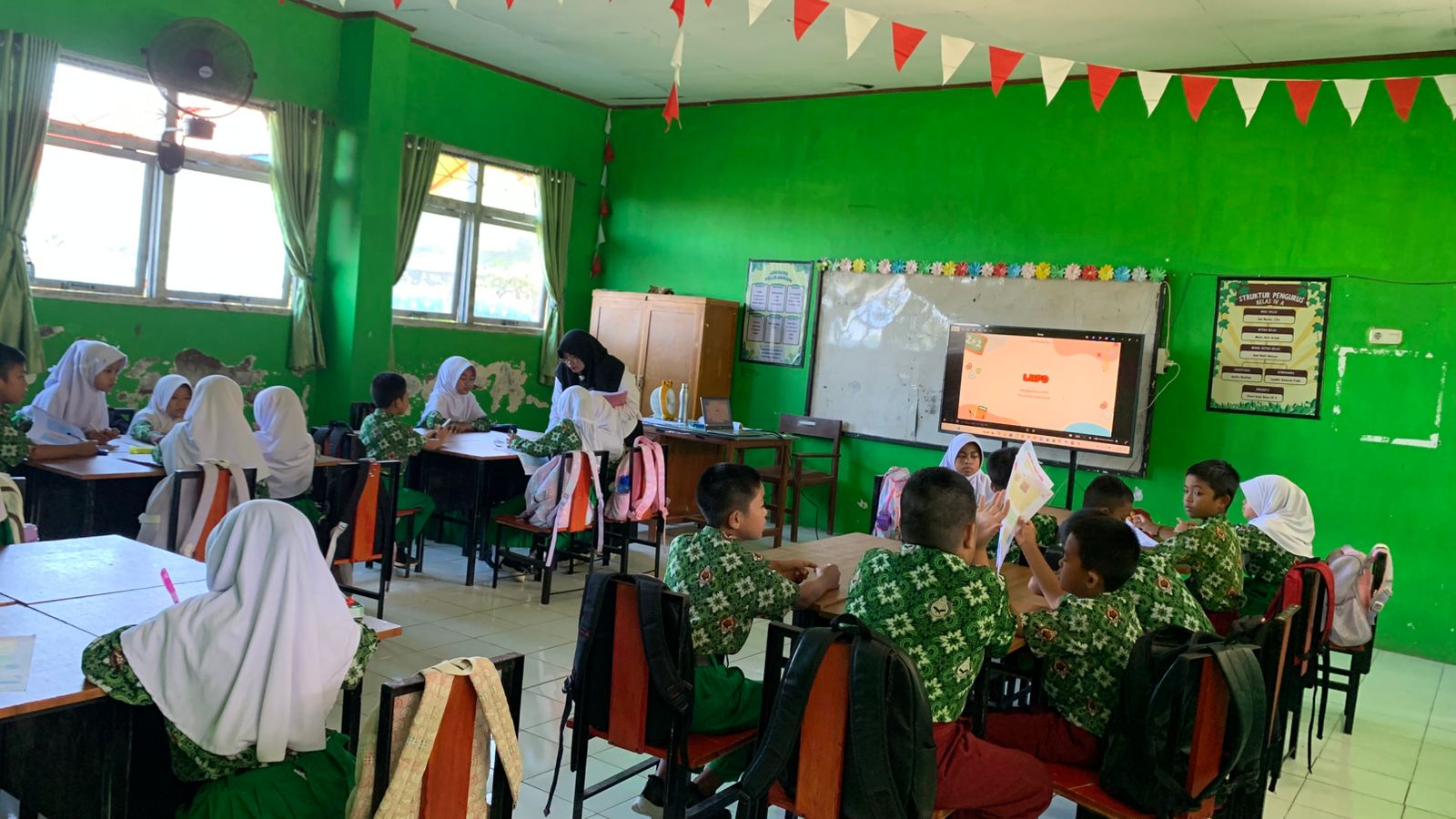 Kelas 4A Digital MIN 2 Sinjai Belajar Matematika dengan Cara yang Menyenangkan