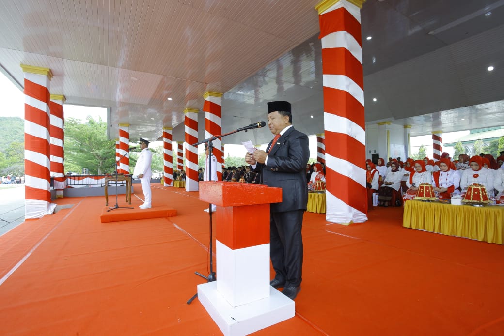 Drs. H. Nurul Haq, Pimpin Doa Pada HUT ke-80 RI