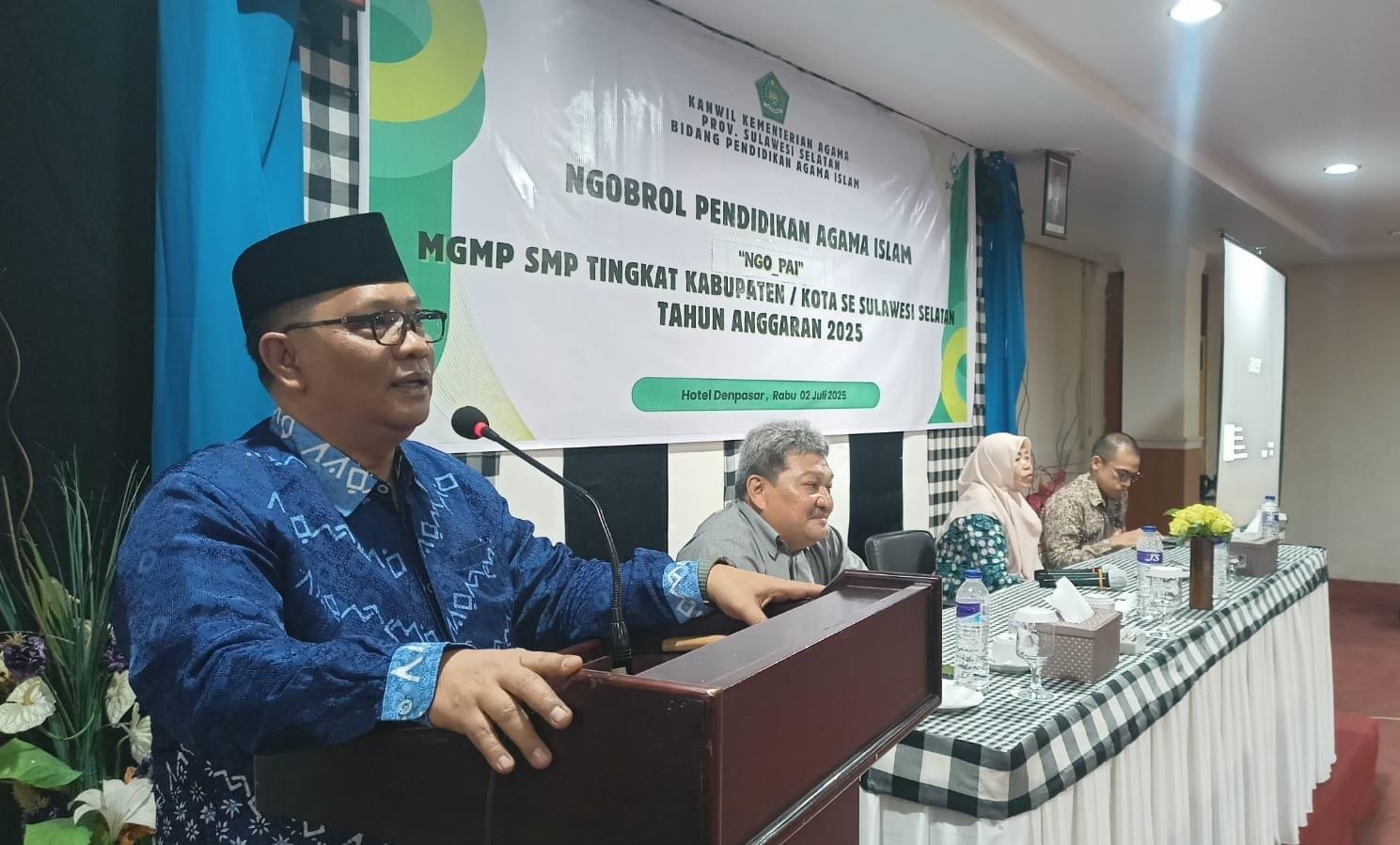 Kabid PAIS Buka Kegiatan  Ngo-PAI MGMP SMP se Sulsel
